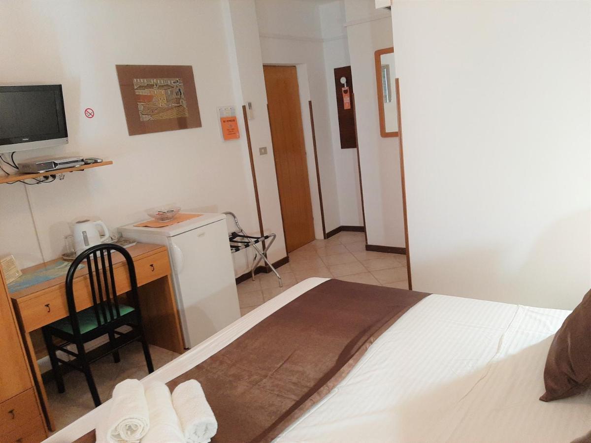 Rooms And Apartments Villa Town Gate Hvar Đảo Hvar Ngoại thất bức ảnh