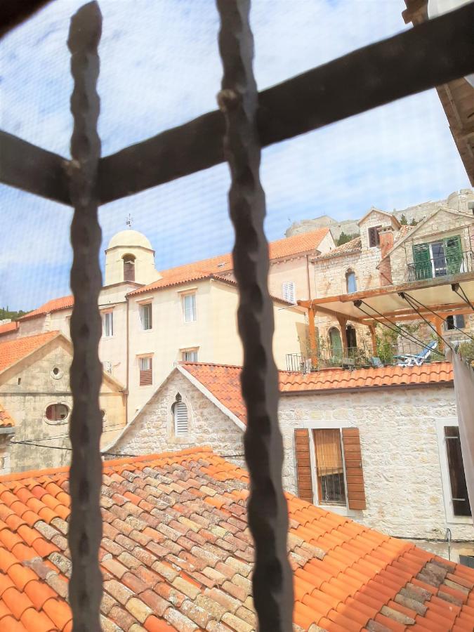 Rooms And Apartments Villa Town Gate Hvar Đảo Hvar Ngoại thất bức ảnh