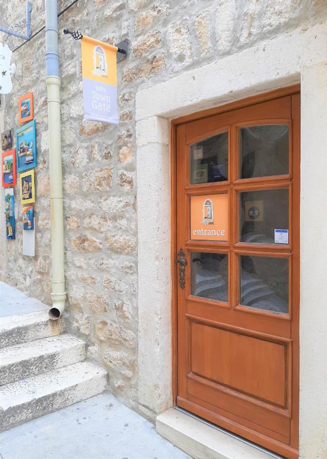 Rooms And Apartments Villa Town Gate Hvar Đảo Hvar Ngoại thất bức ảnh