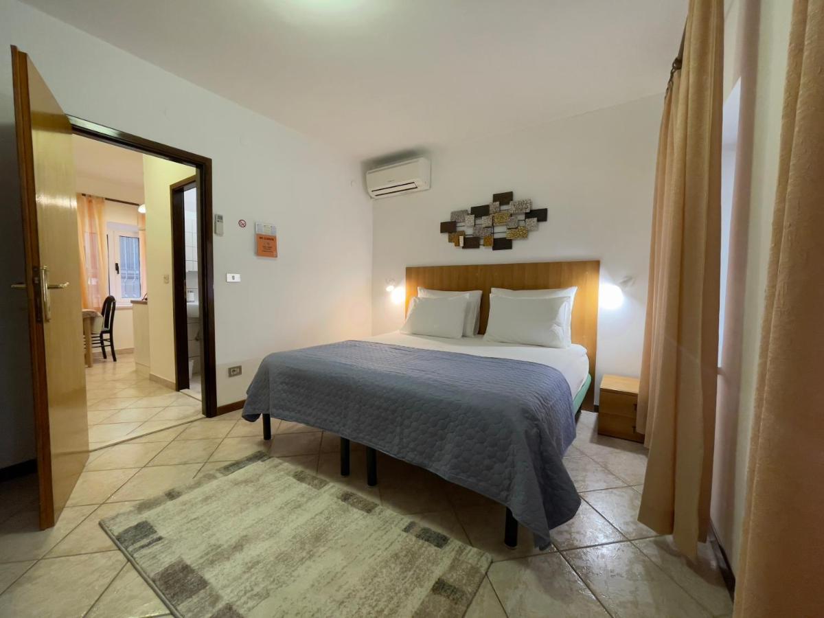 Rooms And Apartments Villa Town Gate Hvar Đảo Hvar Ngoại thất bức ảnh